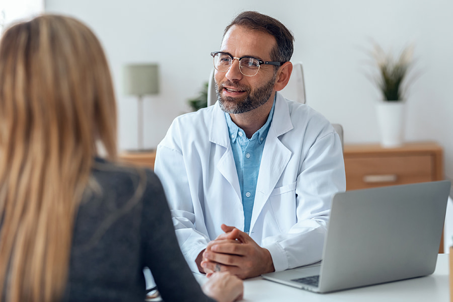 General Anesthesia vs. Twilight Sedation: Which is Really Safer?
